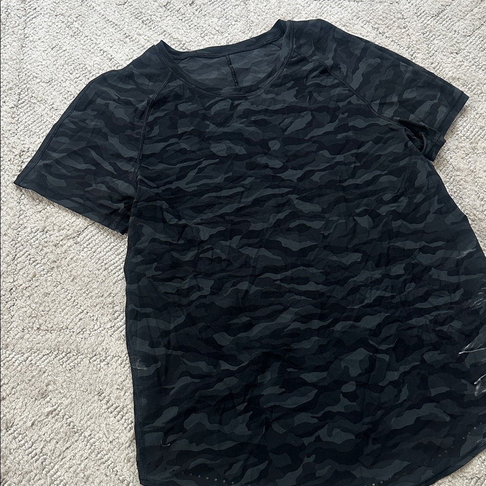 Lululemon Camouflage Short Sleeve T-Shirt